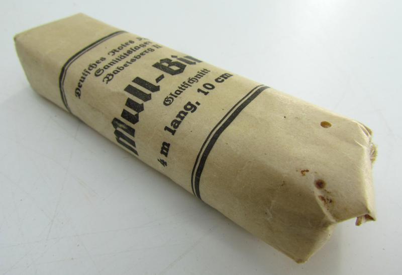 Deutsches Rotes Kreuz (DRK) bandage ( Mull-Binde )