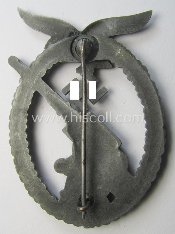 Attractive - and actually not that often seen! - later-war-period, 'Feinzink'-based example of a WH (Luftwaffe) 'Flakkampfabzeichen' as produced by a to date unknown maker and that comes stored in its typical etui as issued