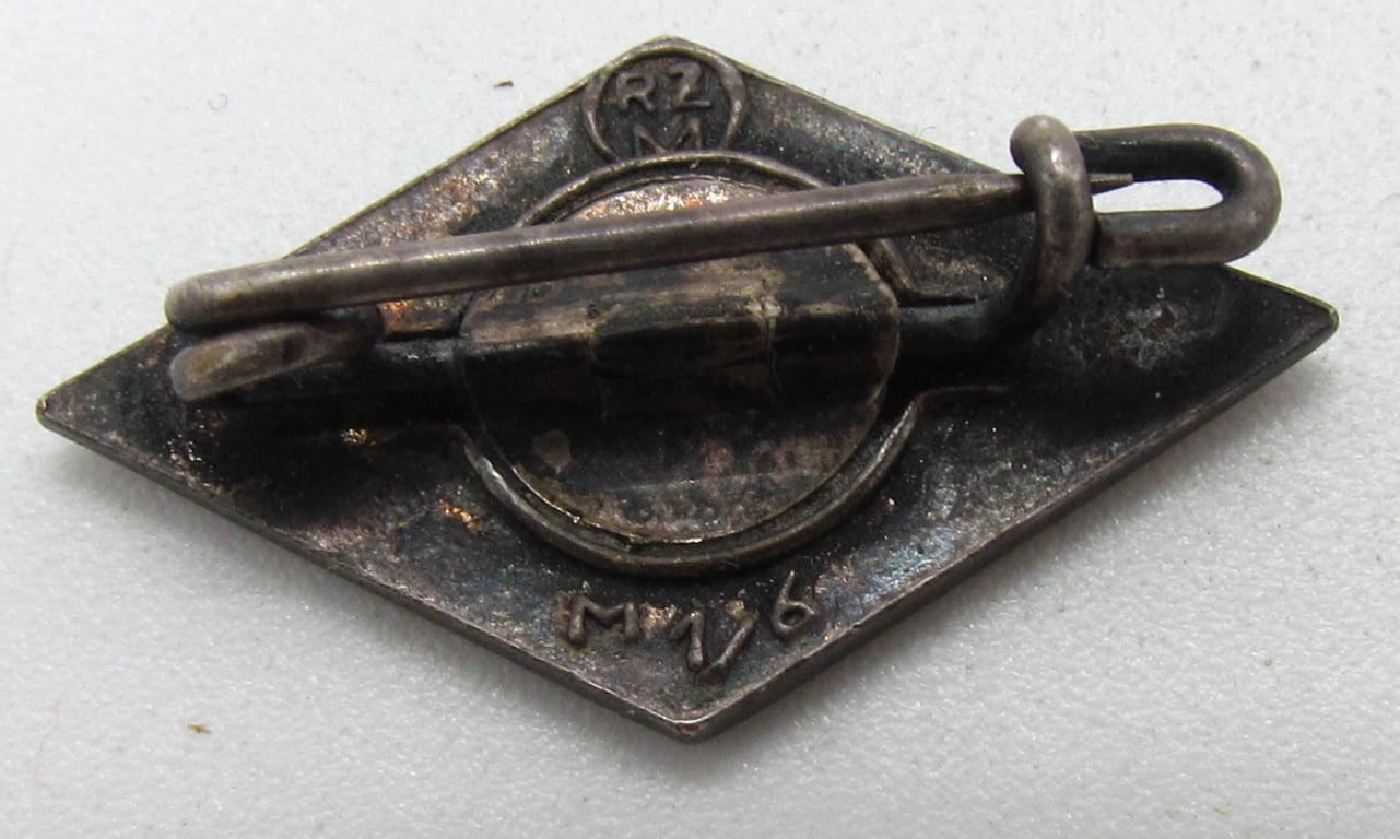 Hitler Youth Membership Badge – RZM M1/6
