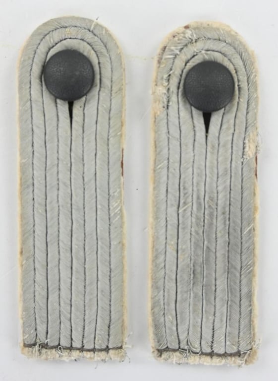 German WH Officer Shoulderboards with Pictures