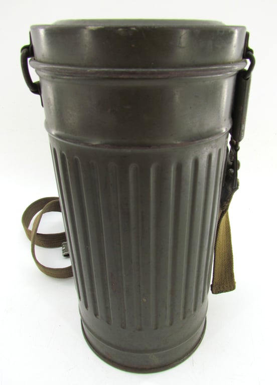Wehrmacht Gas Mask Cannister , Complete Set -1938