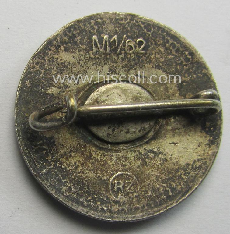 'N.S.D.A.P. - Parteiabzeichen' showing the makers'-designation: 'RzM' and/or: 'M1/62'