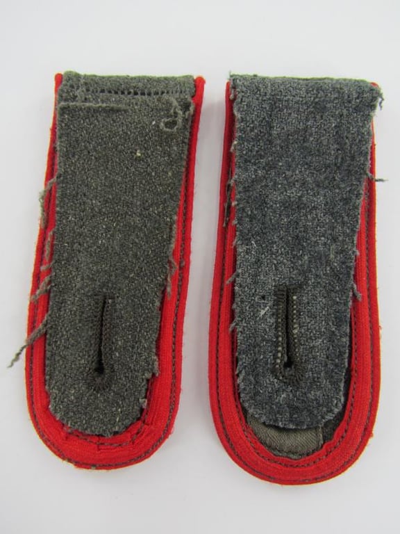 Wehrmacht Heer Artillery NCO Shoulder Boards