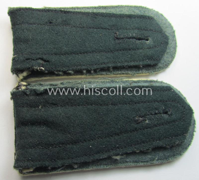 Attractive - and fully matching! - pair of WH (Heeres), pre- ie. early-war period- (ie. 'M36'- ie. 'M40'-pattern and/or rounded-styled) NCO-type shoulderstraps as was intended for an: 'Unteroffizier der Infanterie-Truppen'