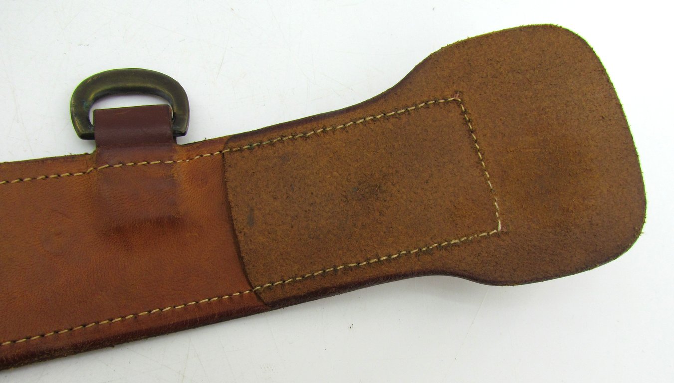 U.S. Sam Browne officer’s belt in brown leather,