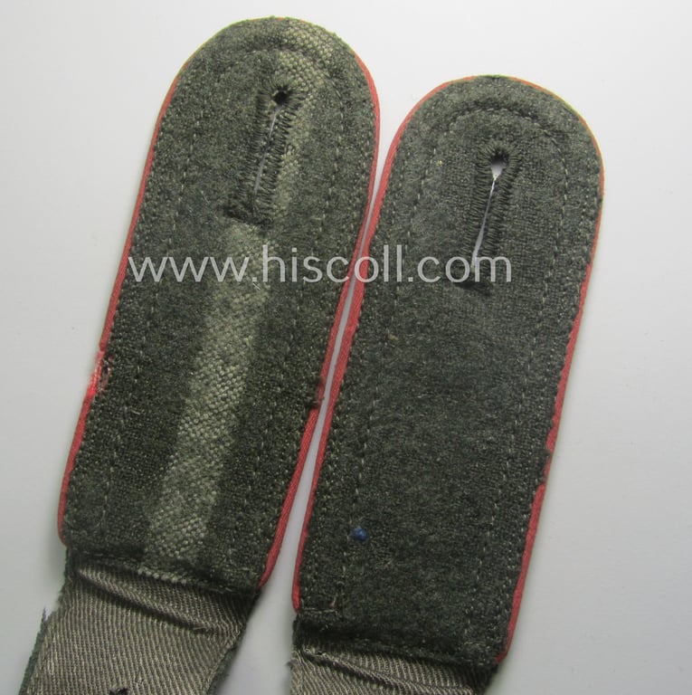 Pair of WH (Heeres) 'M41 o. M43'-pattern, NCO-type shoulderstraps 'Unteroffizier eines Pz-Jäg.-Abtgs.'