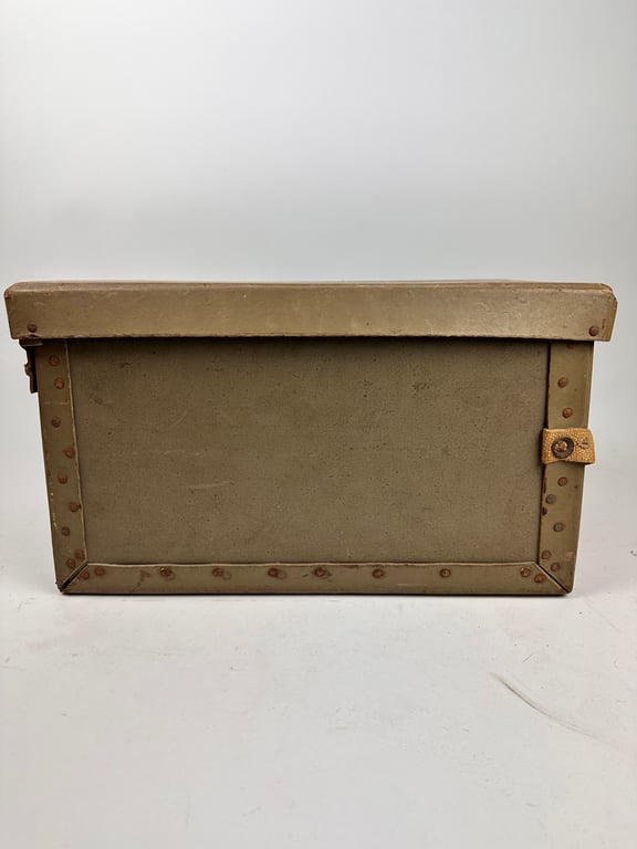 WW2 3,7 cm Flak Box 1945