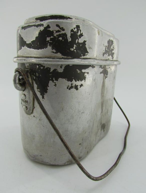 WH/SS M31 Matching Messkit Marked A.W.G.40