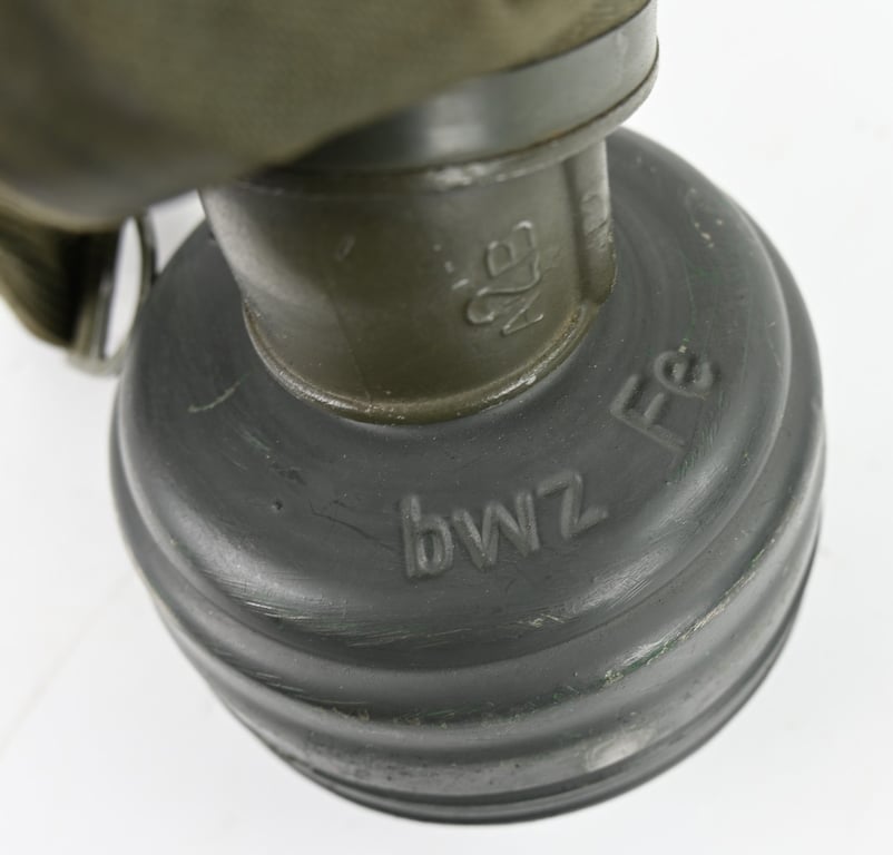 German LS Gasmask & Cannister