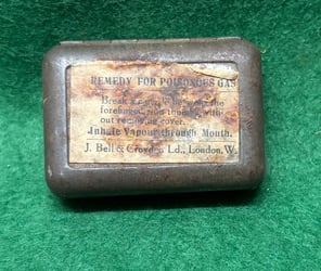 Great War 'Remedy For Poisonous Gas' Tin complete