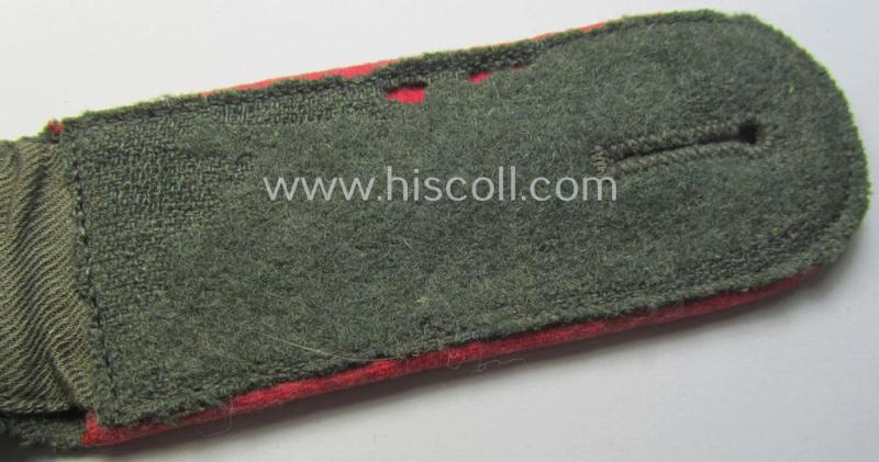 Single, WH (Heeres) 'M40 o. M43'-pattern, EM-type shoulderstrap: 'Soldat eines Pz- o. Panzerjäger-Abtlgs. o. Rgts.'