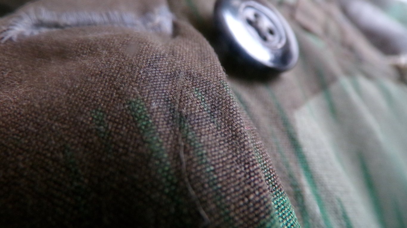 Unissued M43 Splinter Camouflage Winter Parka