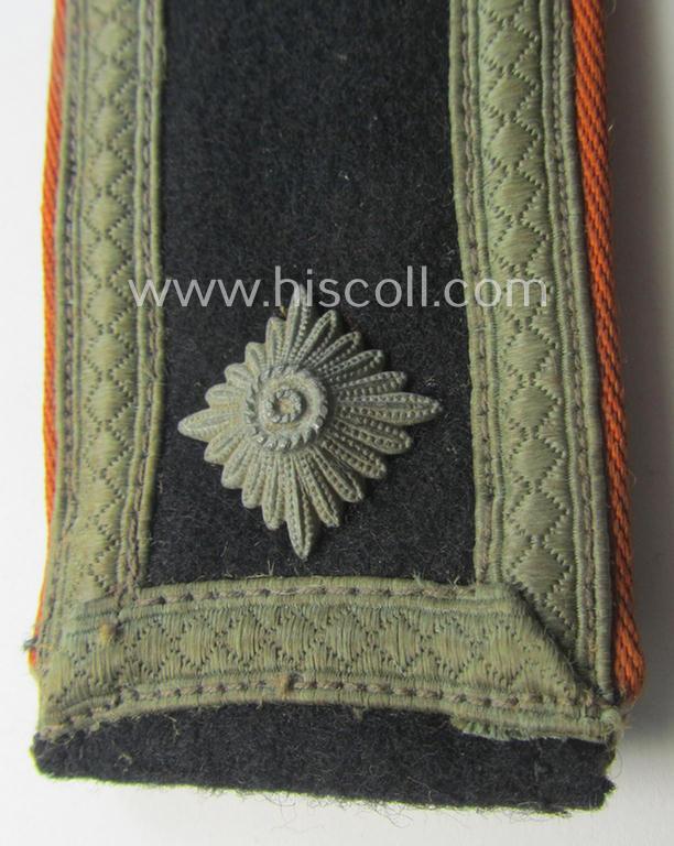 Single, Waffen-SS NCO-type shoulderstrap: 'SS-Unterscharführer' - 'Feldgendarmerie-Trpn.'