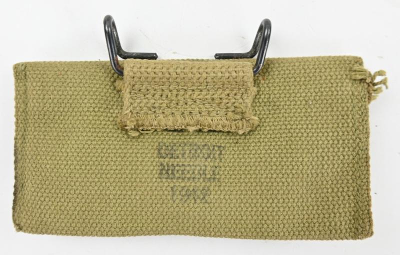 US WW2 M-1924 First Aid Pouch