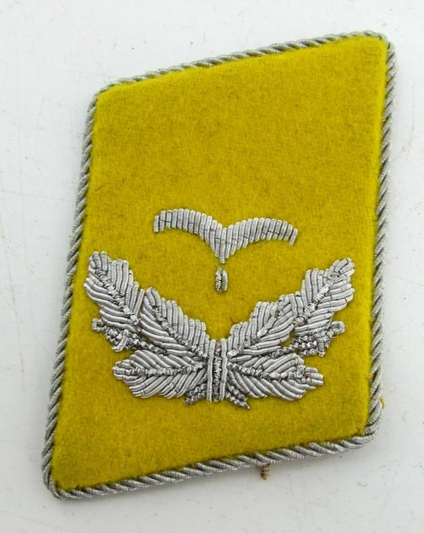 Luftwaffe Flight/FJ 'Leutnant' Collar Tabs