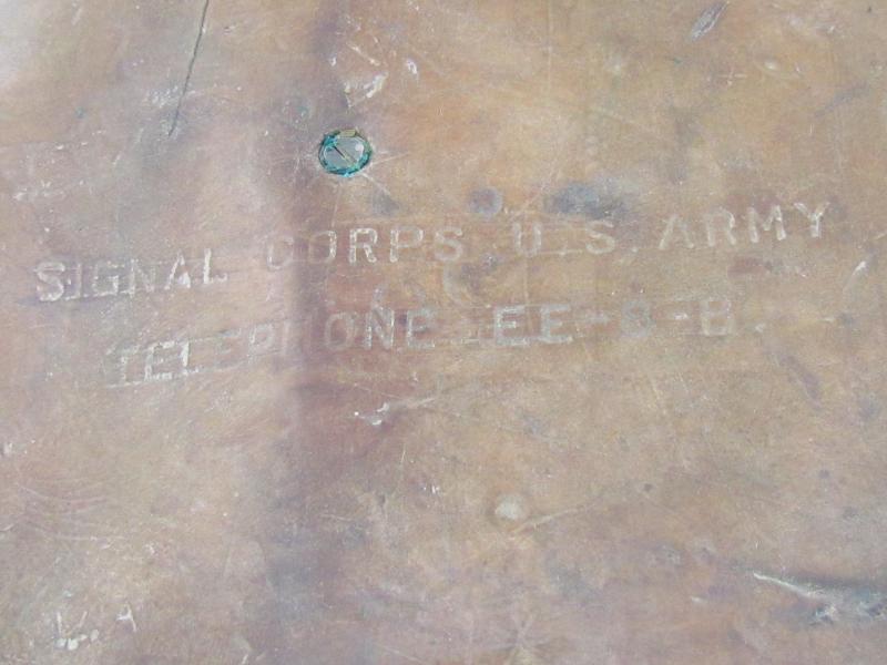 US WWII Army Signal Corps Field EE-8 Telephone