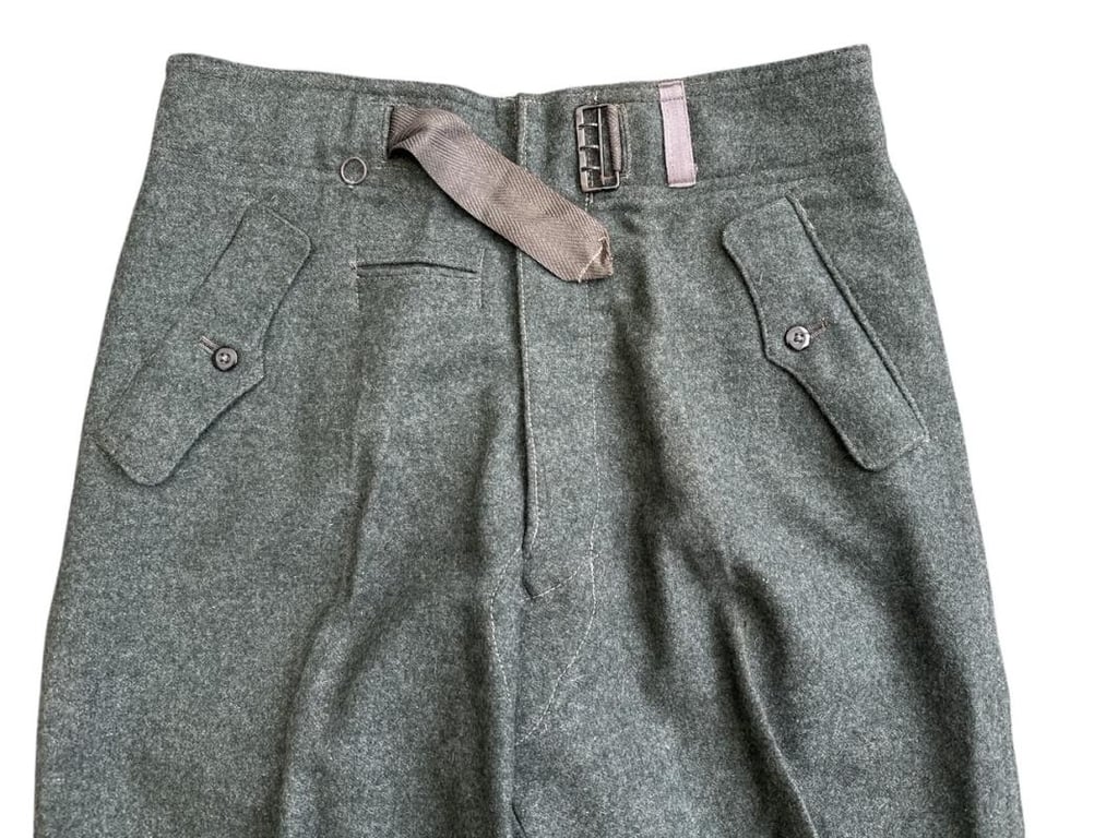 Wehrmacht ( Heer ) assault gunners ( Sturmgeschütz ) trousers