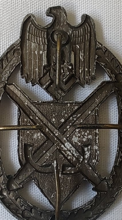 German WWII Heer Schützenschnur shield - 2nd pattern