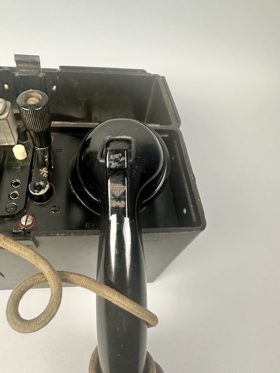 Wehrmacht FF33 Field Telephone