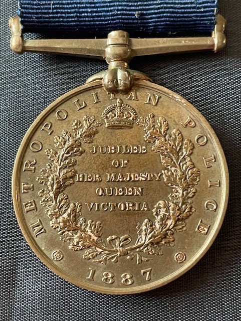 VERY RARE H DIVN PC F. SYMONDS MEDAL & SET 1888 WHITECHAPEL JACK THE RIPPER.