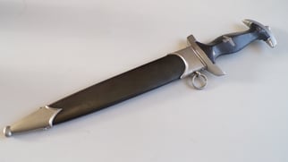 Early M33 SS Dagger by Herder