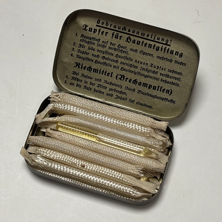 WH Skin Decontamination Tin