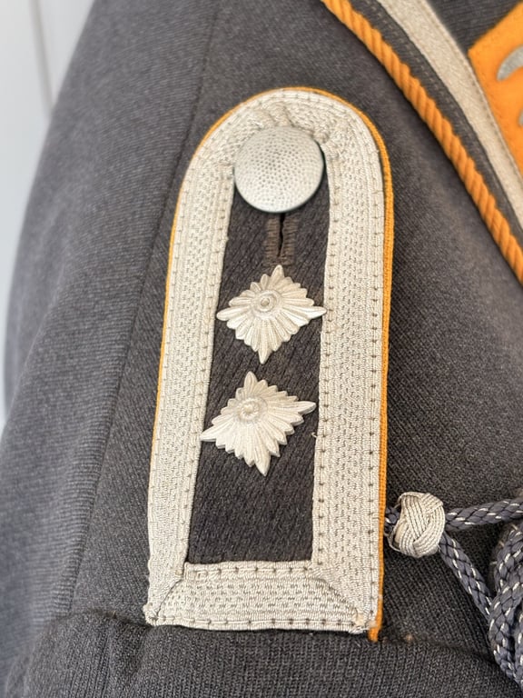 AUTHENTIC WWII THIRD REICH OBERFELDWEBEL LUFTWAFFE TUNIC SET. ADDITIONAL PHOTOS