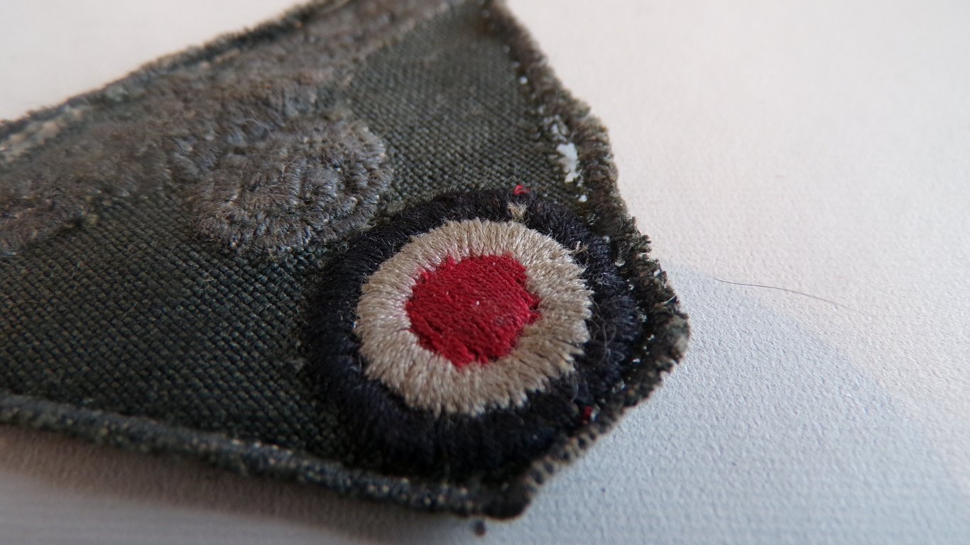 Cap removed M43 cap trapezoid