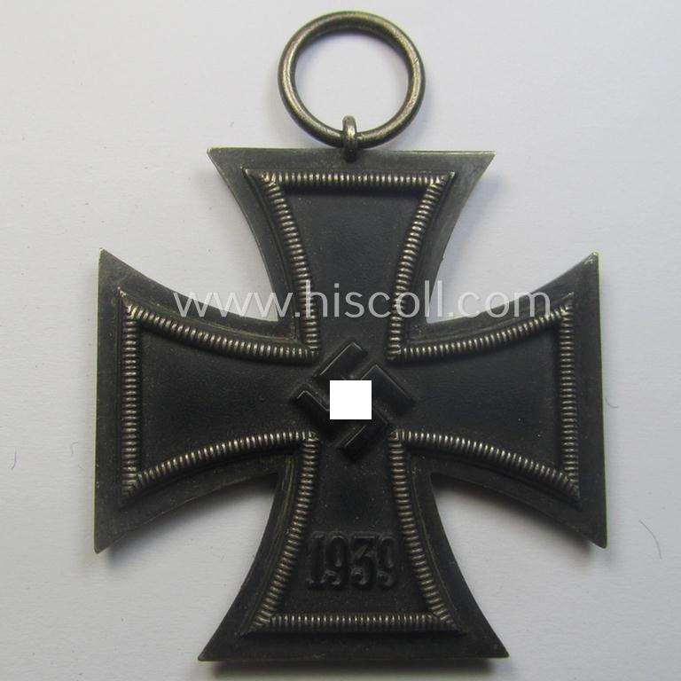 Superb - and truly rarely encountered! - 'Eisernes Kreuz 2. Klasse' (ie. Iron Cross 2nd Class) being a so-called: 'Übergrösse'-variant (ie. 'over-sized' ie. 47 mm. sized-example) as was produced by the: 'Frank u. Reif'-company