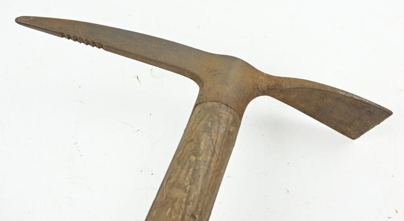 German WH large GBJ Pick Axe