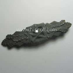 'Nahkampfspange in Bronze' (or: bronze-class close-combat clasp ie....