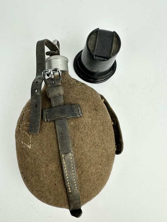 "OHW40" canteen