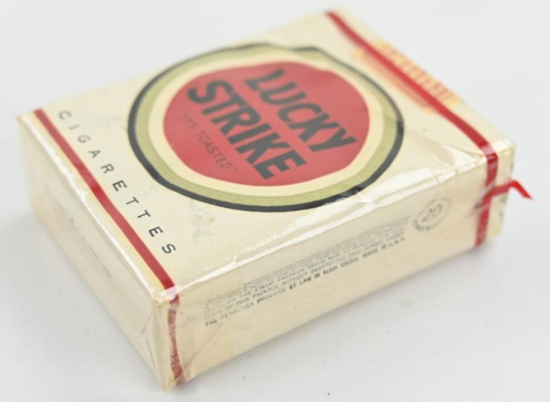 US WW2 Package of Lucky Strike Cigarets