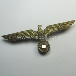 WH (Kriegsmarine) golden-toned breast-eagle as was intended for...