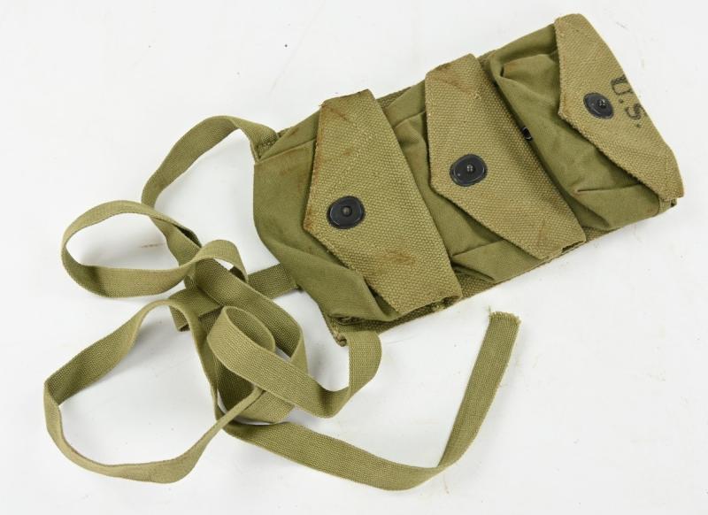 US WW2 3-Pocket Grenade Pouch 1944
