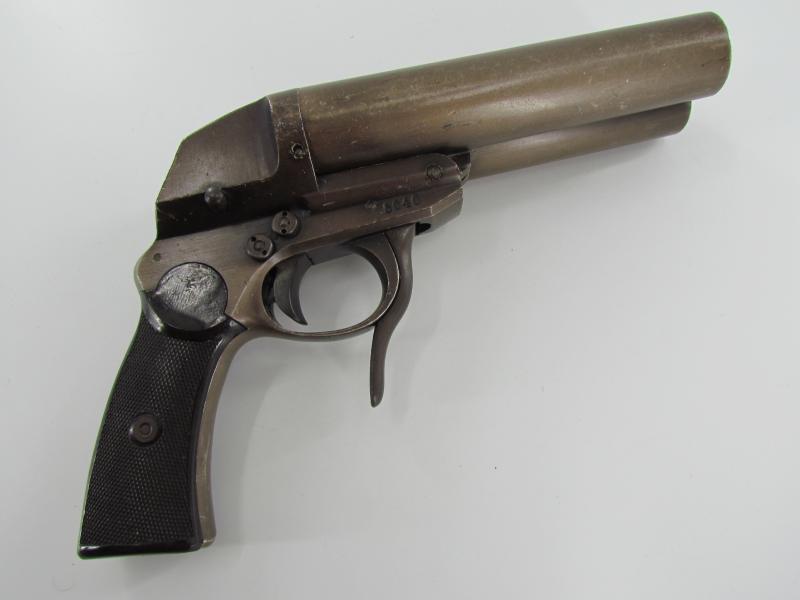 Luftwaffe Double Barrel Flare Gun by gpt 1942