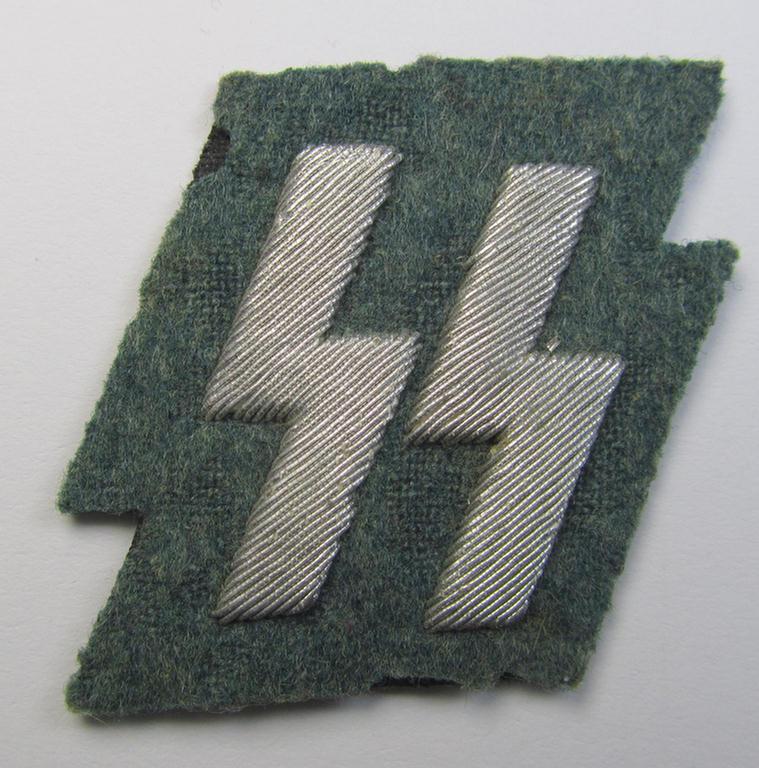 Superb - neatly hand-embroidered- never tunic-attached! - so-called: 'SS o. Schützpolizei'-related officers-pattern, breast-runes (ie. 'SS-Runen Brustabzeichen für Offiziere der Schutzpolizei') as was executed on field-grey-coloured wool