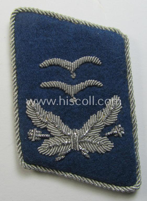 Superb - and fully matching! - pair of WH (Luftwaffe) officers'-type collar-patches (ie. 'Kragenspiegel für Offiziere') as executed in darker-blue-coloured wool as was intended for usage by an: 'Oberleutnant o. Arzt der der Sanitäts-Truppen'