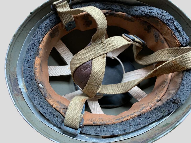 British Airborne Paratrooper Helmet -1943-