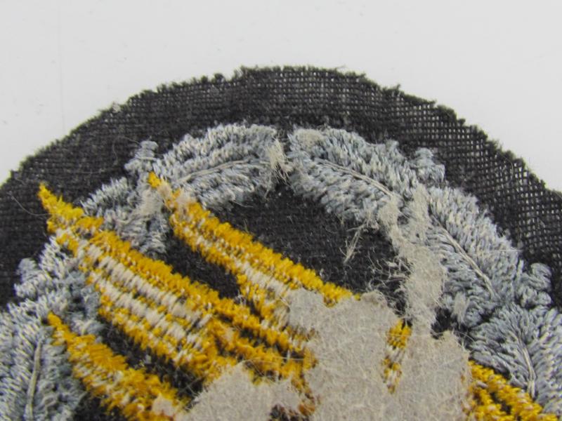 Luftwaffe Cloth Paratrooper Badge