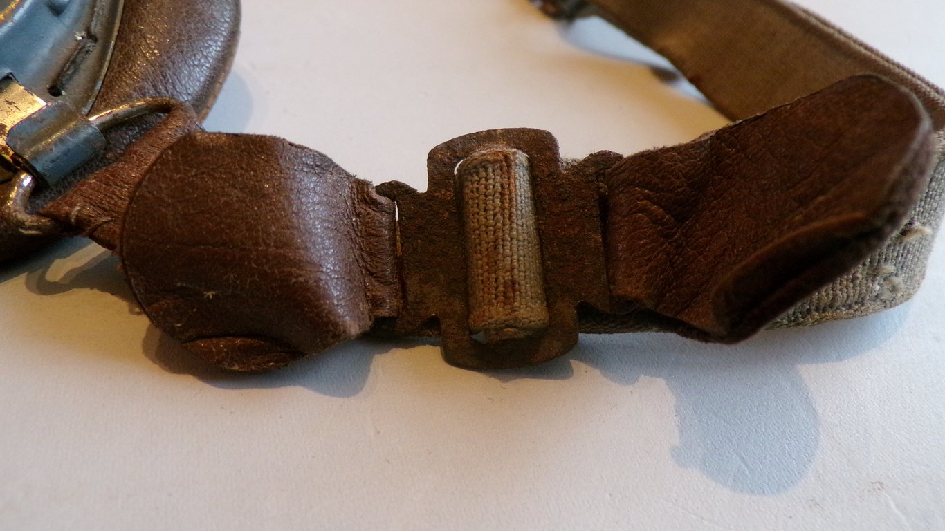 British RAF Mk VIII Flying Goggles – A.M Marked