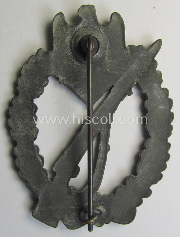 Attractive - and just moderately used! - 'Infanterie-Sturmabzeichen in Silber' (or: silver-class infantry-assault badge ie. IAB) being a non-maker-marked example as executed in greyish-silver-coloured 'Feinzink'