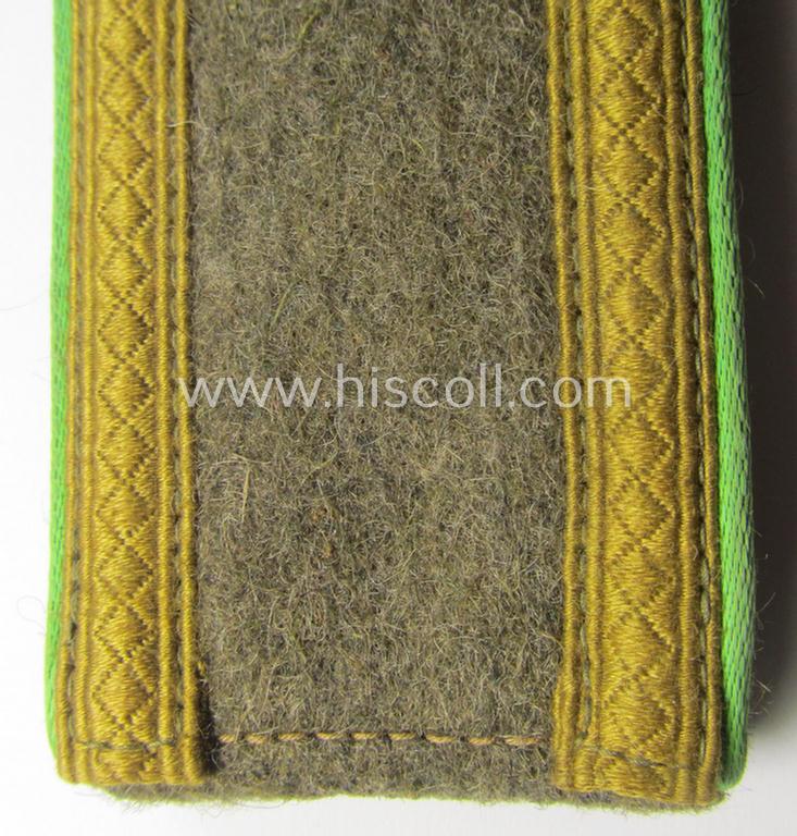 Superb - albeit regrettably single but nevertheless very rarely encountered! - early-pattern, WH (Heeres) 'tropical' (ie. truly 'DAK'-related!) NCO-type shoulderstrap as was intended for an: 'Unteroffizier der Panzer-Grenadier-Truppen'