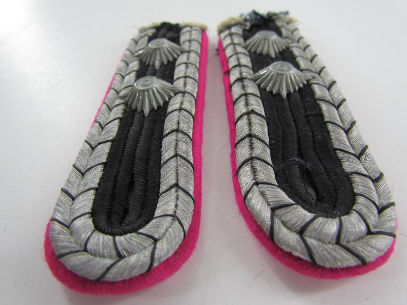 Feuerschutzpolzei Shoulder Boards