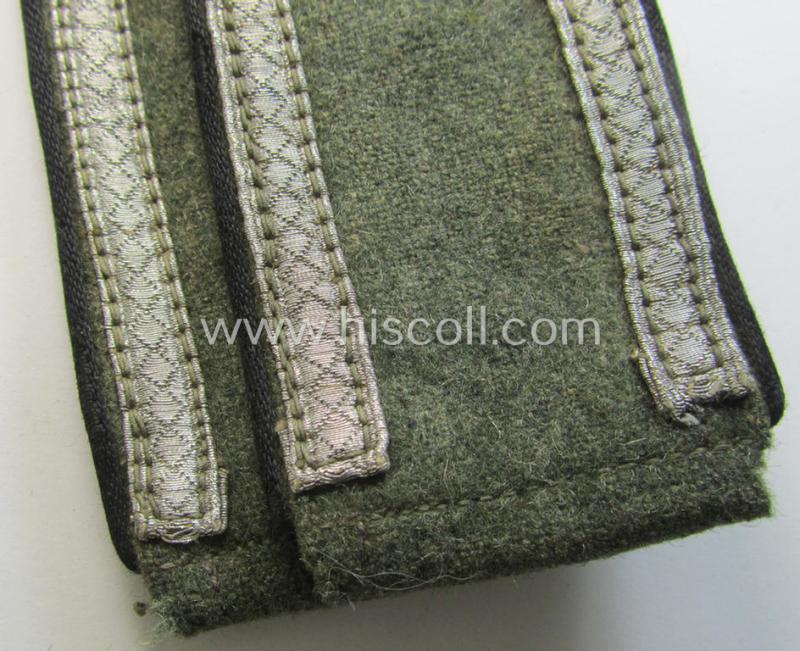 Neat - and fully matching! - pair of early- (ie. mid-) war-period so-called: 'M40 o. M43'-pattern, WH (Heeres) NCO-type shoulderstraps as piped in the black- (ie. 'schwarzer'-) coloured branchcolour as intended for an: 'Uffz. der Pionier-Truppen...