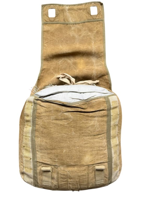 FJ RZ-20 Harness and Parachute