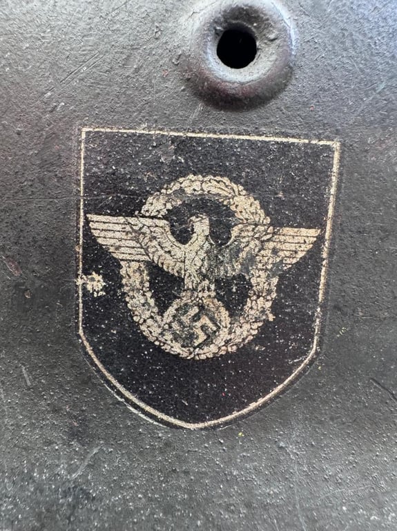 Wehrmacht Q64 DD M40 Police helmet