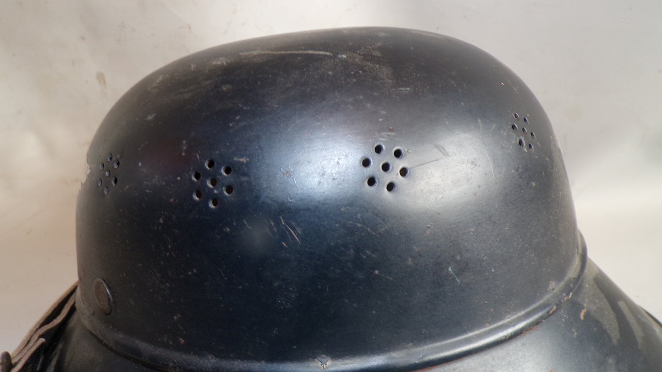 6-Vent Luftschutz Helmet – Factory Error