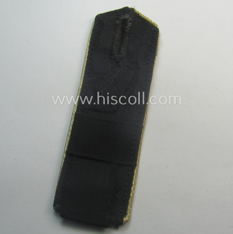 Single - and scarcely found! - white-piped, so-called: 'Reiter-HJ' (ie. 'HJ-Streifendienst') shoulderstrap as was intended for usage by a: 'HitlerJunge' as attached to the: 'Bann 739' (= 'Bann Molsheim' in the 'Gebiet Süd Baden')