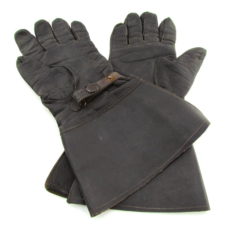 Luftwaffe Pilot Gloves dated 1940 and RB Numbered and LBA Marked